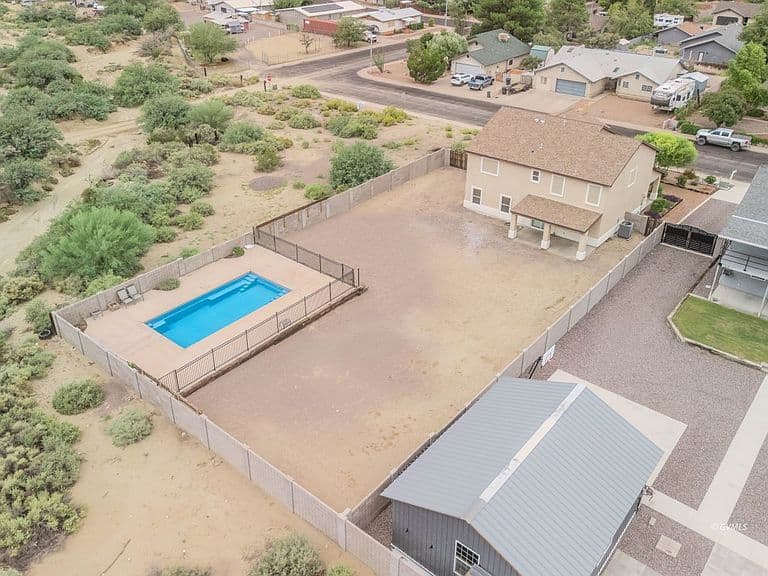 3957 W Valley View Rd photo 5