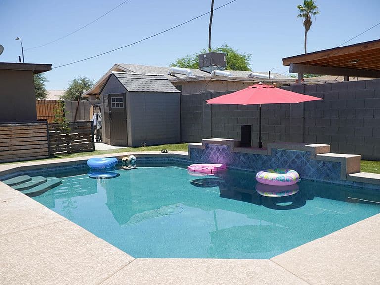 10918 W DURANGO Street photo 2