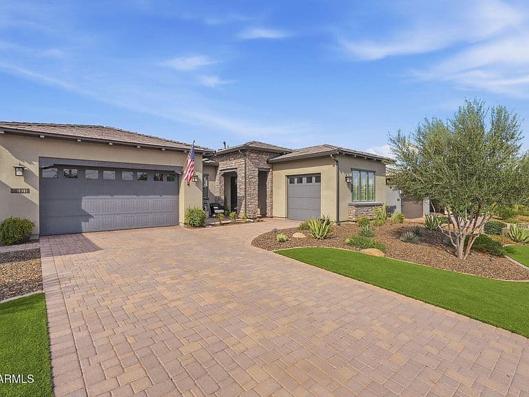 18110 E PARKER CREEK Road photo 1