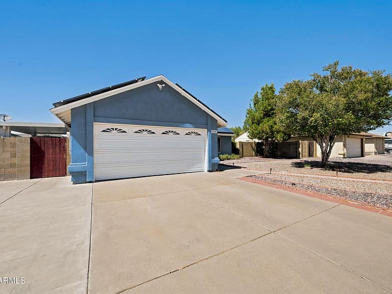 5518 W Whitten Street photo 3
