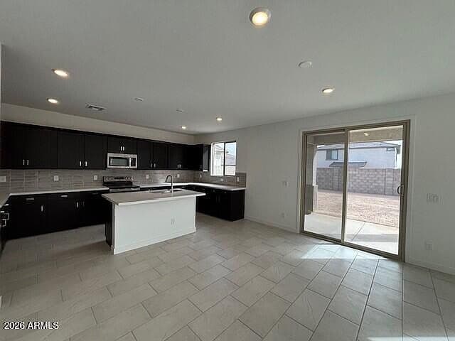 23167 W WILLIAMS Street photo 3