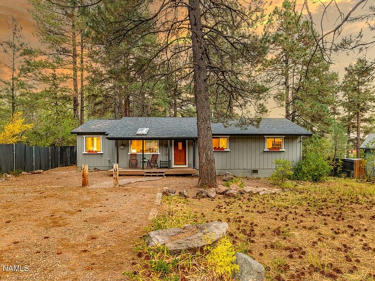 2553 Mesa Trl photo 3