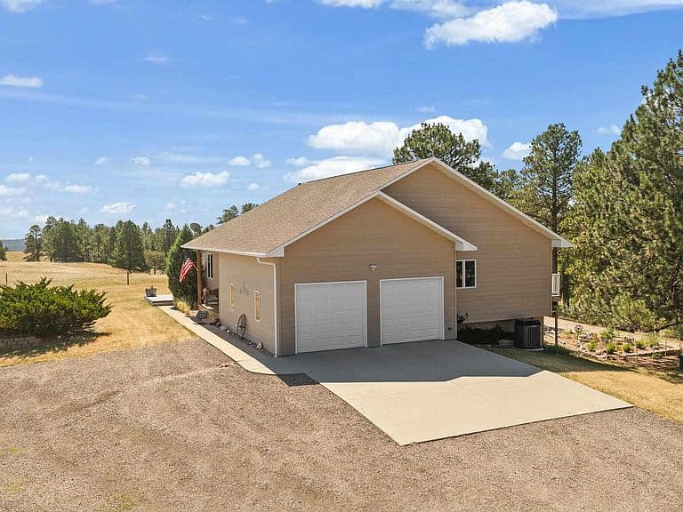 8151 Labrador Trl photo 3