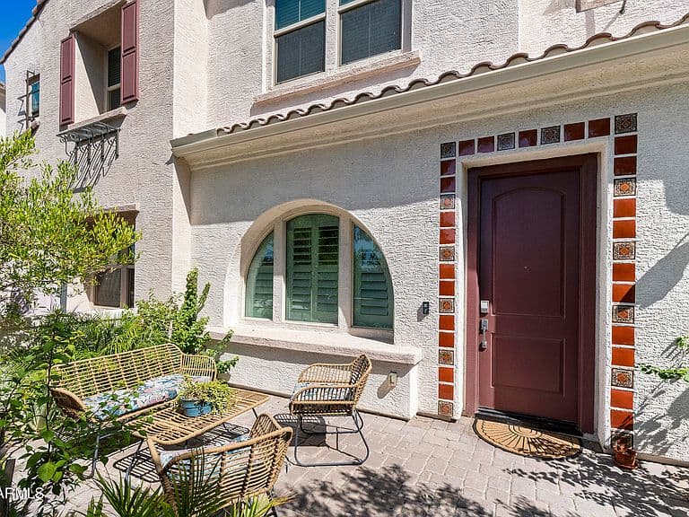4077 S SABRINA Drive #130 photo 3