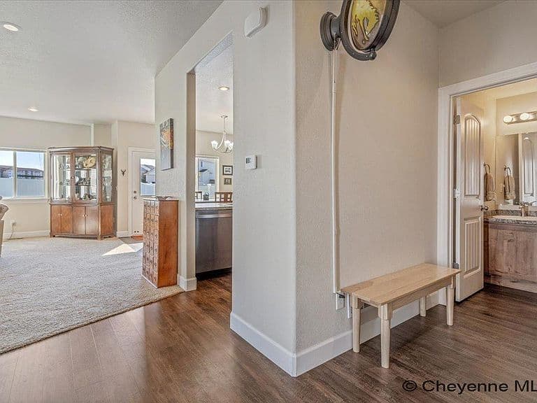 6607 Kicking Horse Ct photo 5