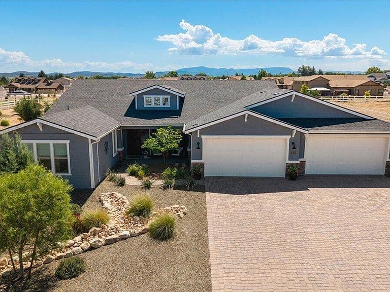 2625 NELSON Lane photo 1