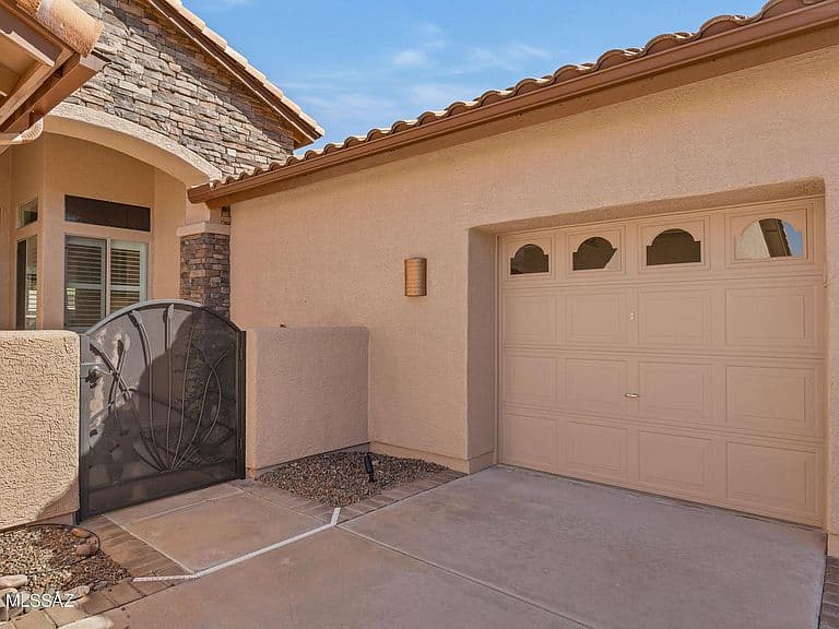 39665 S Winding Trail Dr photo 2