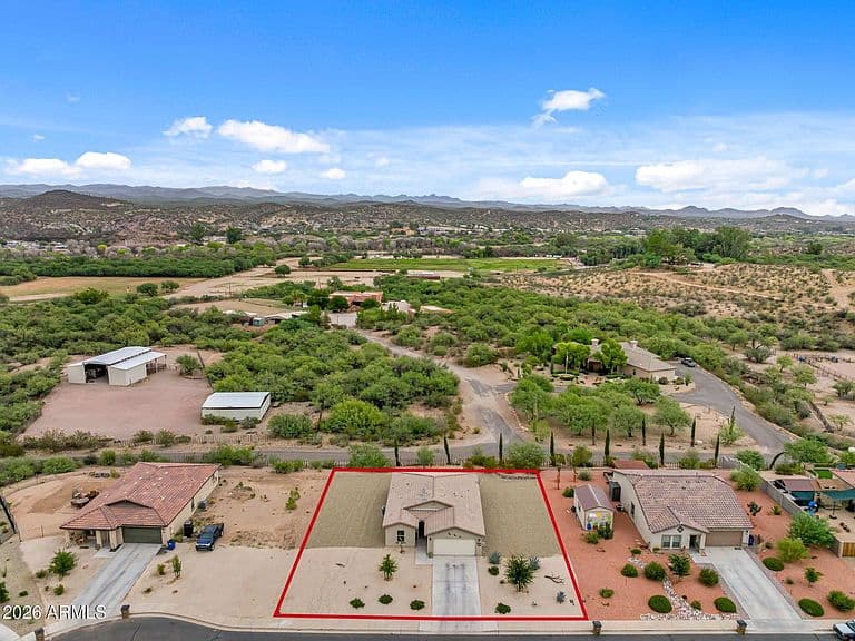 615 Ringtail Road photo 3
