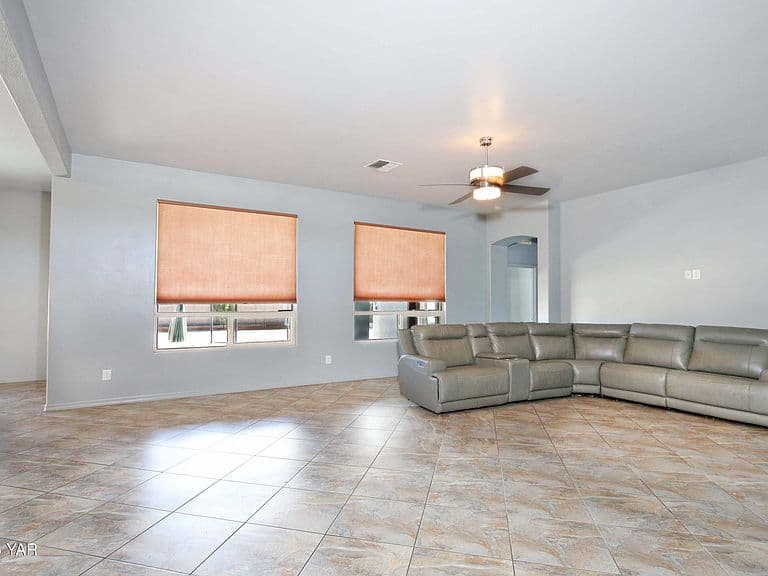 3715 S Bella Vista Dr photo 4