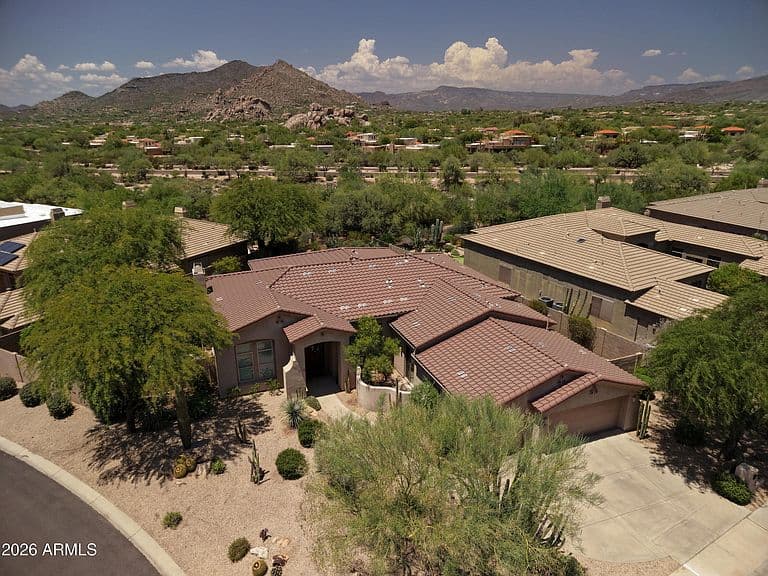 7700 E EVENING GLOW Drive photo 2