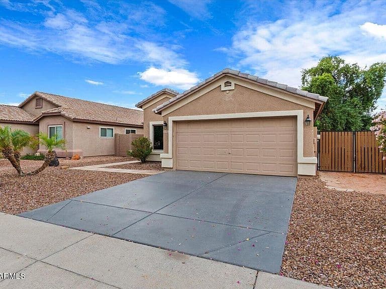 10213 E CALYPSO Avenue photo 4
