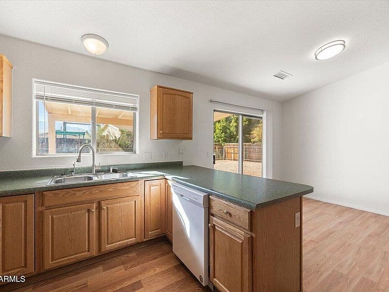 4682 E VERDE VIEW Drive photo 4