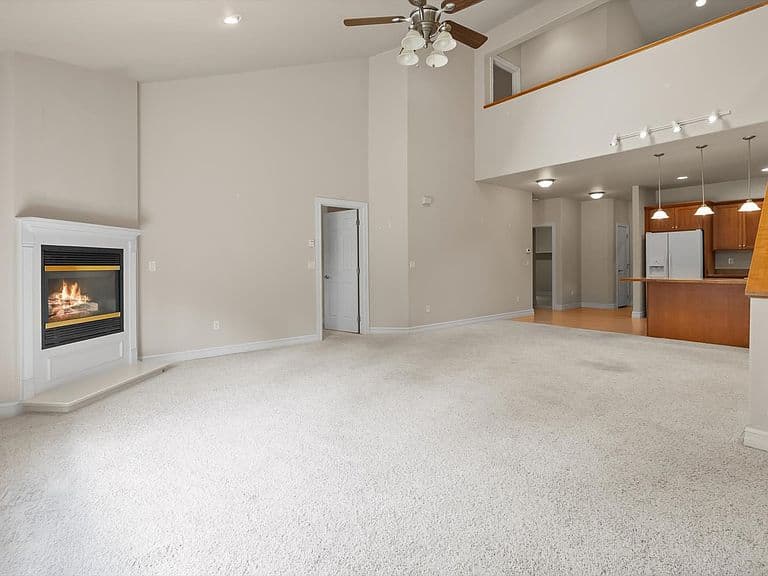 158 Fairway Blvd photo 5