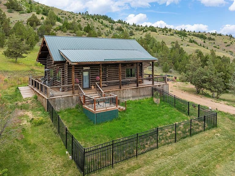17248 Pole Gulch Rd photo 1
