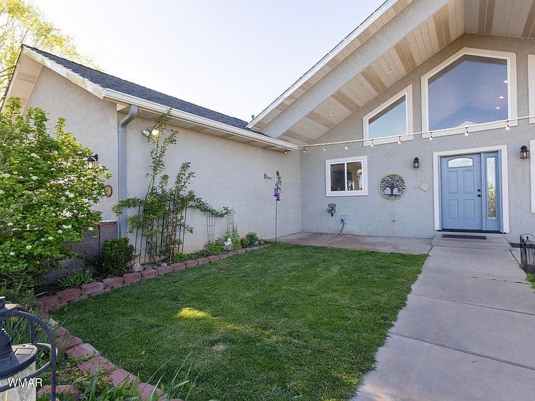1436 W Tumbleweed Trl photo 4