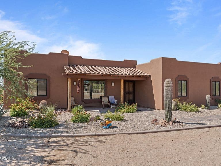 21223 W RESTIN Road photo 2