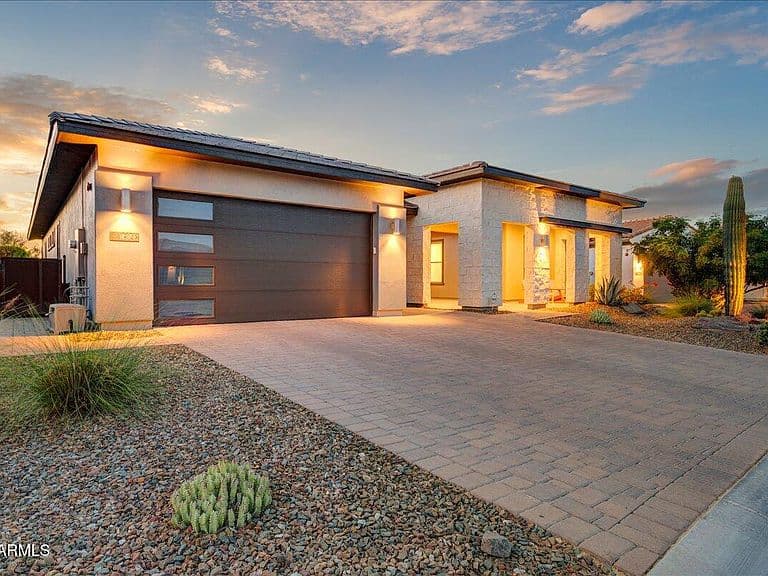 18042 E GARDEN VALLEY Court photo 2