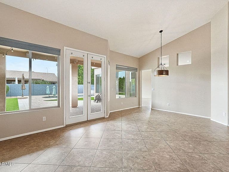 1894 W HAWK Way photo 5