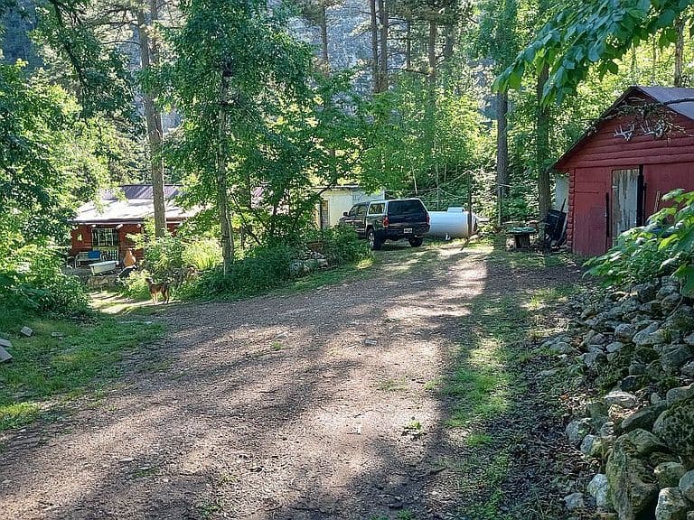 20485 Highway 14a photo 3
