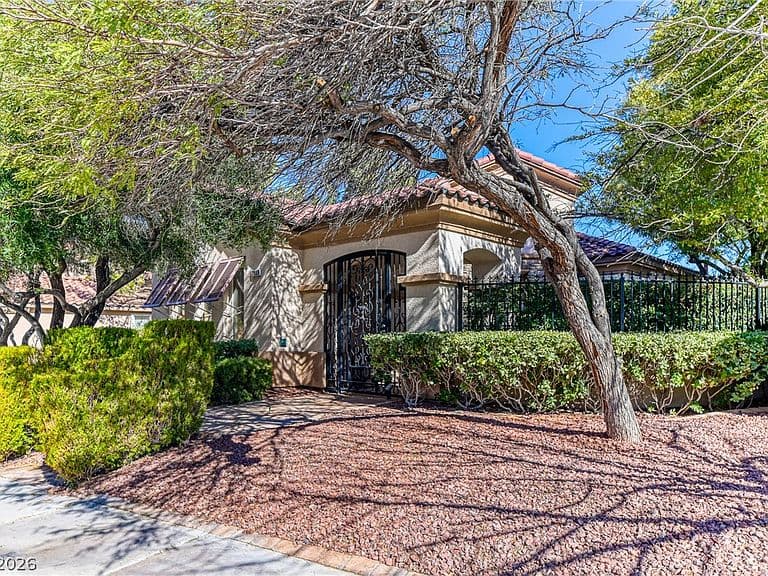2809 Botticelli Dr photo 1