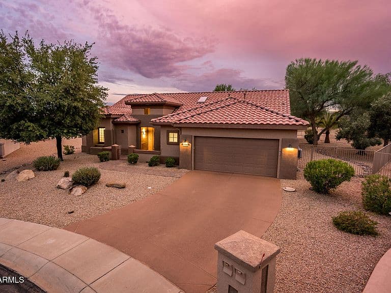 16549 W ARROYO Court photo 4
