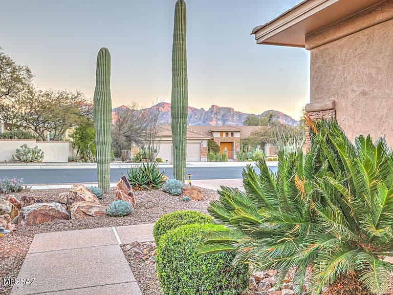 13805 N Keystone Springs Dr photo 3
