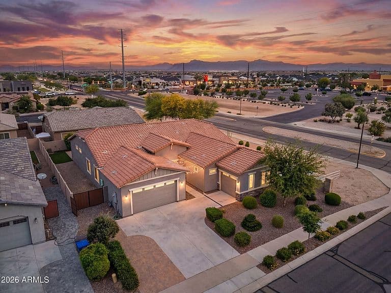 22386 E Duncan Street photo 3