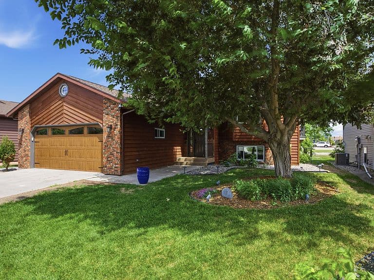 2914 S Bay Dr S photo 2
