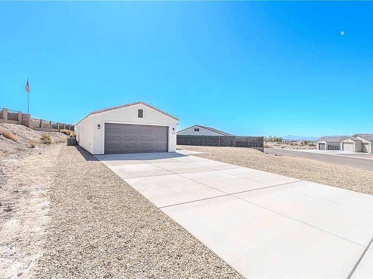 6096 S Greenhorn Drive photo 4