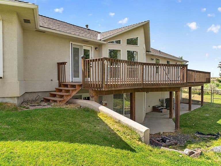334 E Danskin Dr photo 5