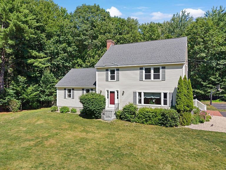 924 River Road photo 2