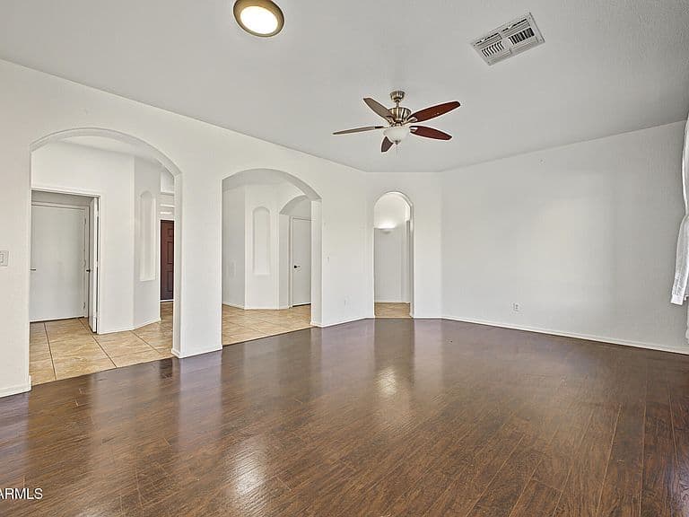 10842 W CARLOTA Lane photo 5