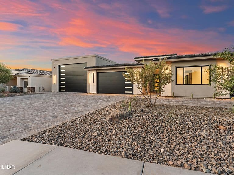 6873 Avienda De Los Foothills photo 4