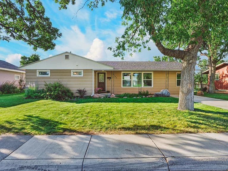 2125 Kerper Blvd., N photo 1