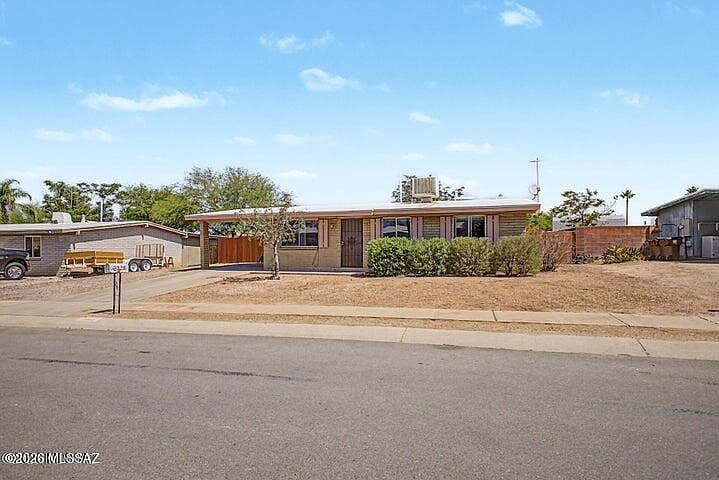 2328 W Ian Pl photo 5
