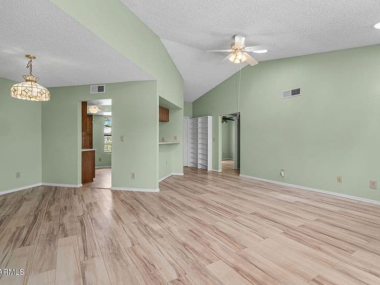 5115 E SALINAS Street photo 3