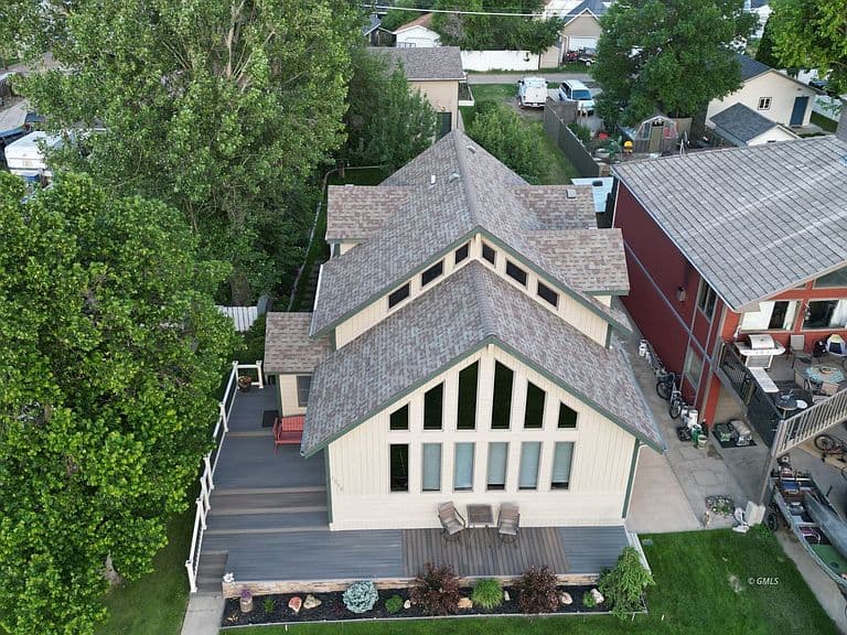 1516 Prospect Dr photo 3