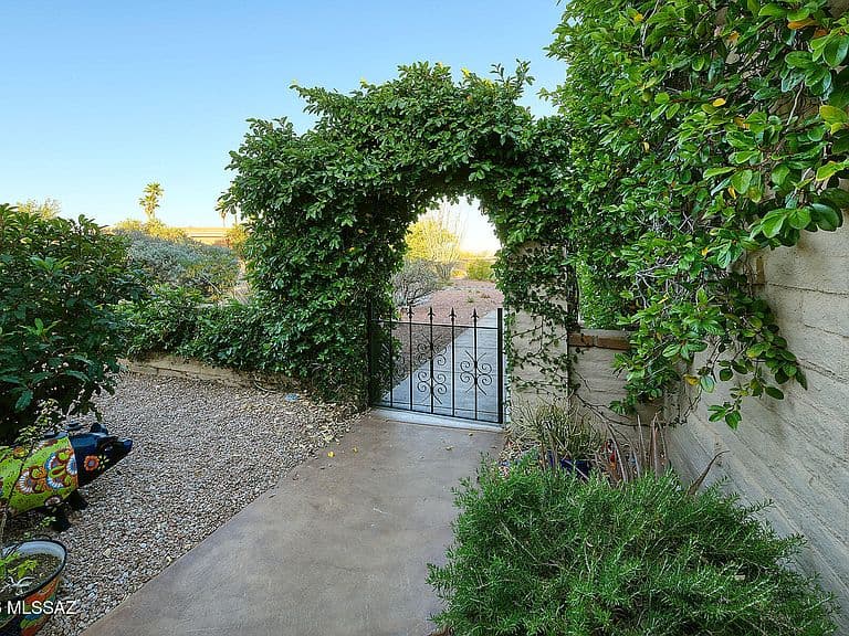 5270 N Fort Yuma Trl photo 4