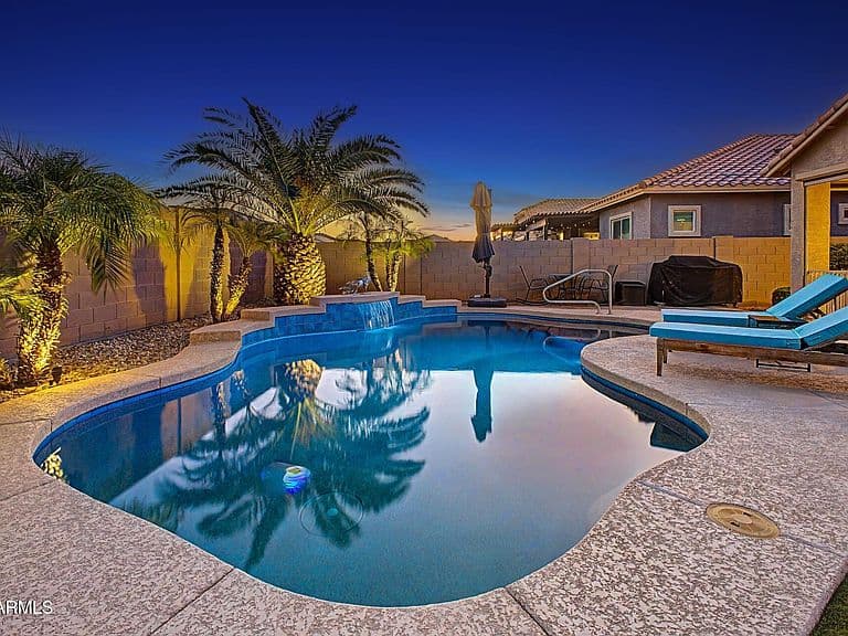 16385 W SOFT WIND Drive photo 2