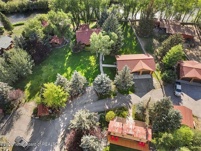 405 Miller Ln photo 1