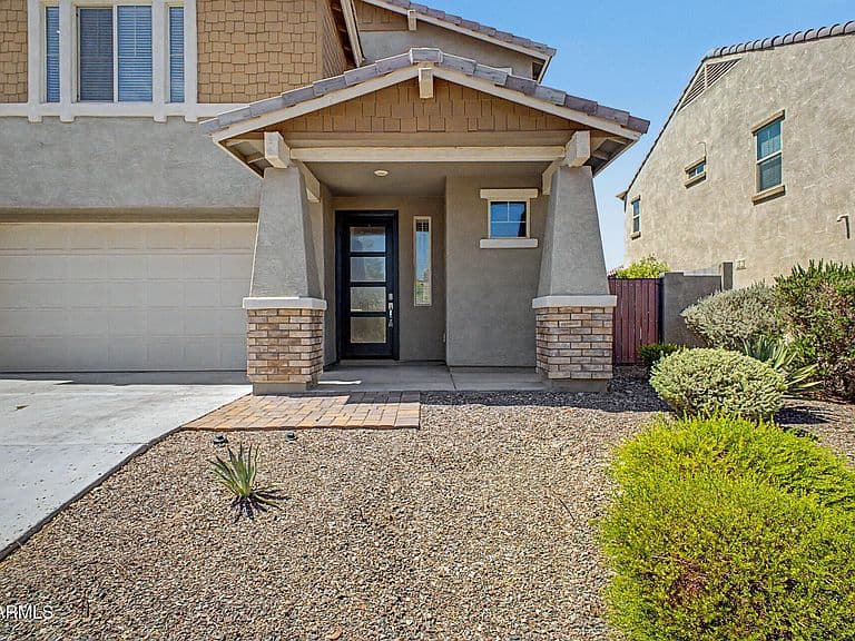 11466 S 176TH Drive photo 4