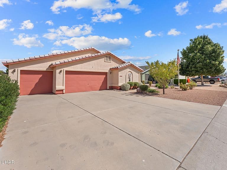 3967 E Lass Ave photo 1