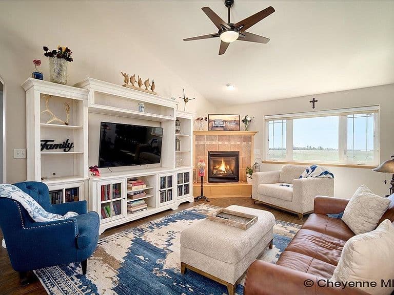 10423 Beartooth Dr photo 5