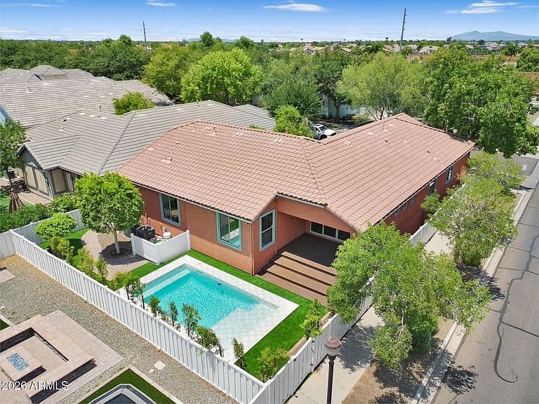 3041 E CAMELLIA Drive photo 4