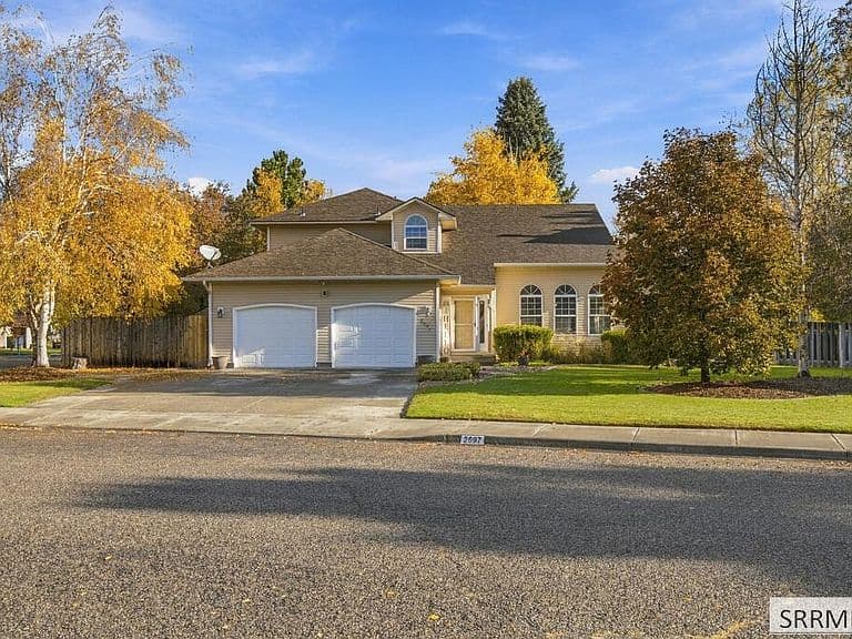 2697 Tipperary Ln photo 1