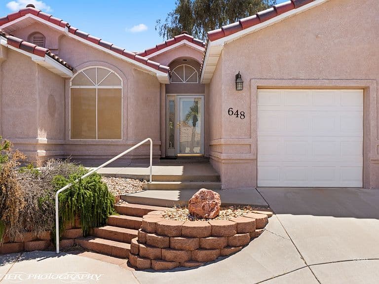 648 Valley View Dr photo 5