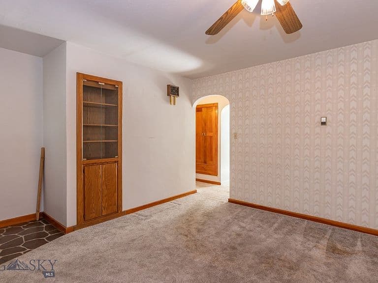 428 N Willson Ave photo 4