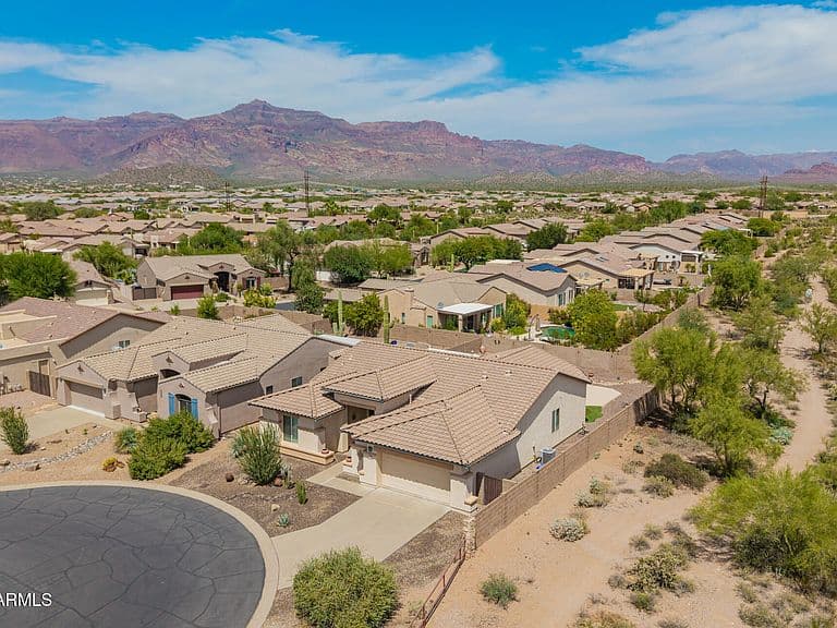 8177 S BULL DOG Court photo 1