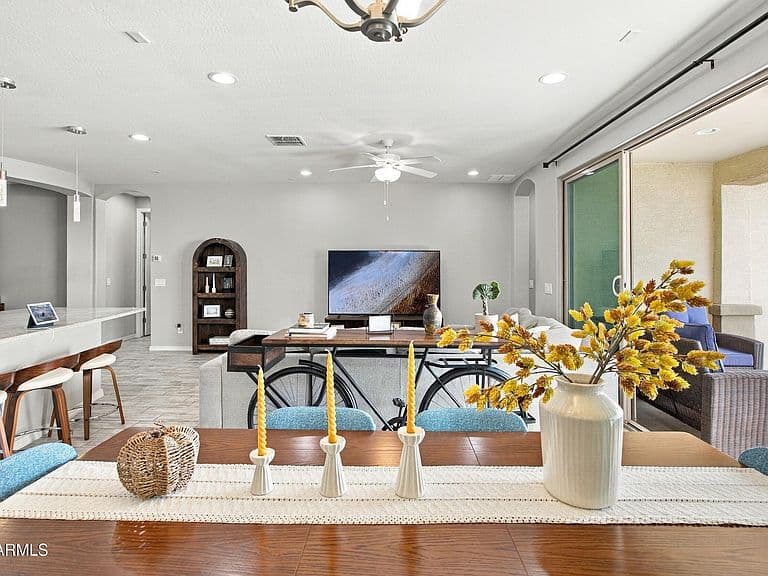 19019 N COOK Drive photo 3