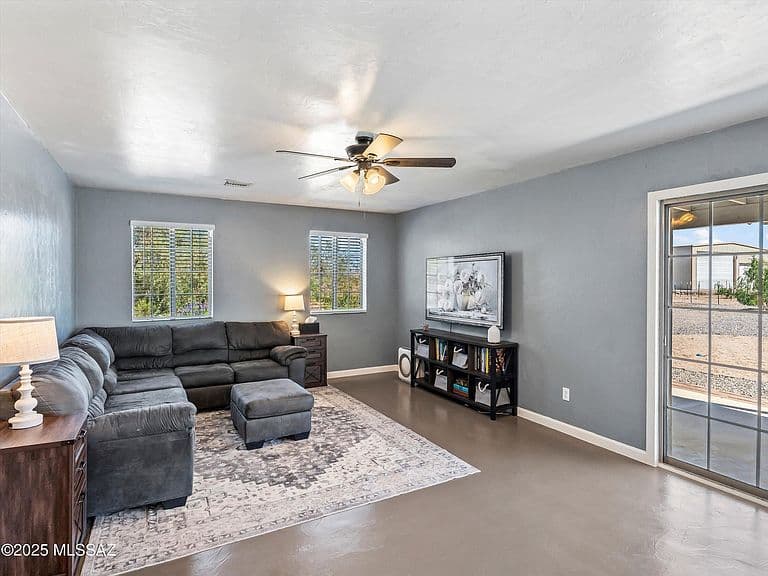 2660 E Darlene Ln photo 5